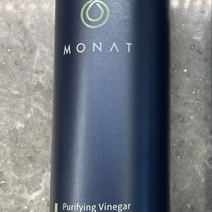 MONAT 8 oz Vinegar Shampoo